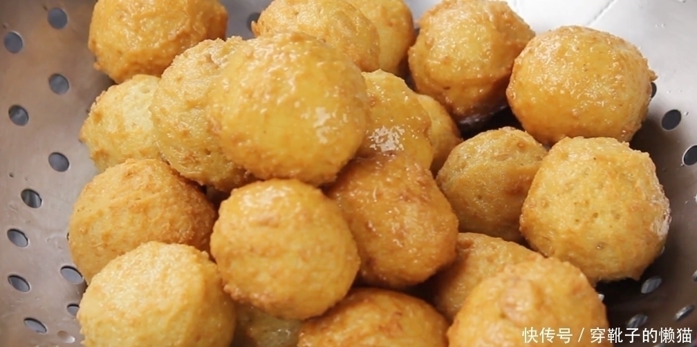 豆腐丸子,孩子特别喜欢吃,鲜嫩营养又美味,每次做一大锅不够吃