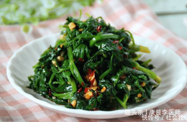 中年女人怕肚子鼓鼓,推荐吃的食物,促进排便,减肥消脂,气色好