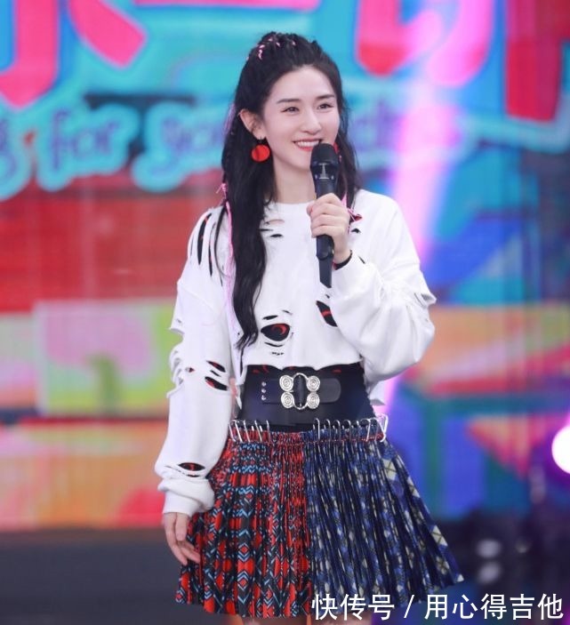 《快本》已停播四十多天,何炅即将回归,其余四人仍没有动静