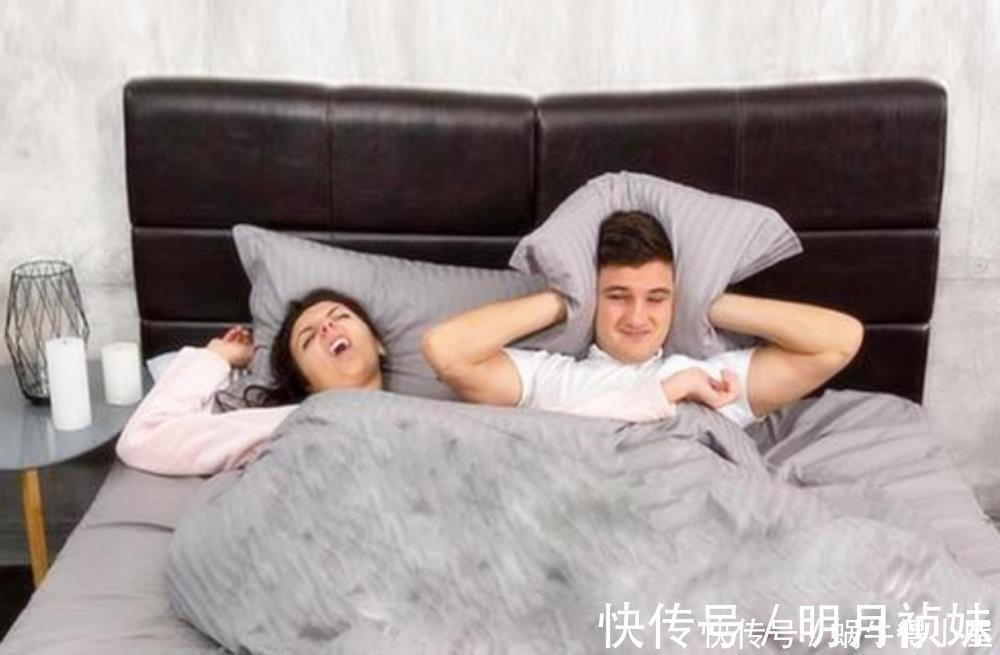 生长发育|女性怀孕后，睡觉时的这个行为，对胎儿发育影响很大，孕妈别大意