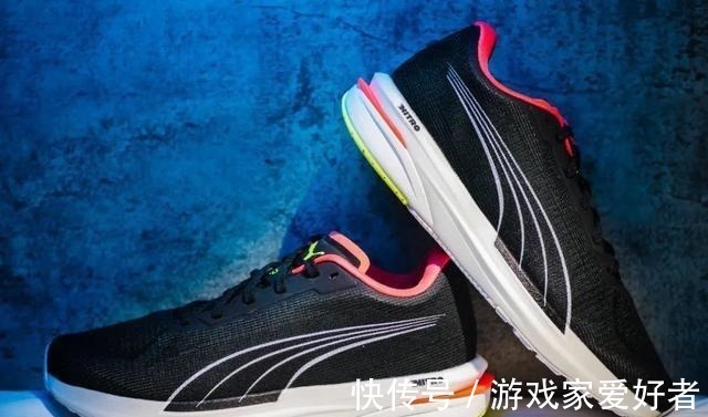 Puma 享受在氮气加持下的绵柔脚感吧！Puma全新跑鞋堪称出街首选！