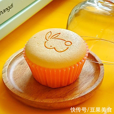 不开裂，不回缩，不塌陷的纸杯蛋糕来啦