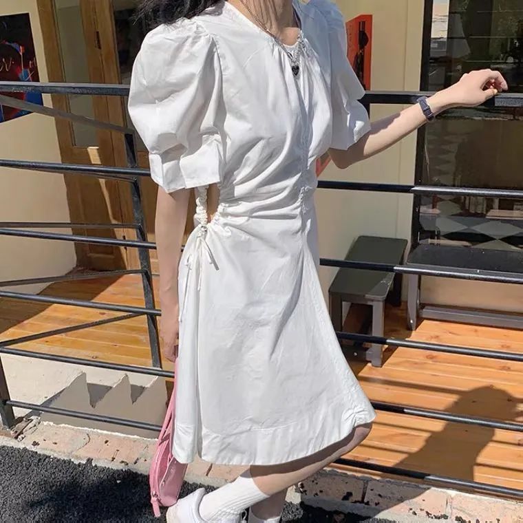 腰部|腰粗、肚子大的女生，怎么穿才显瘦？