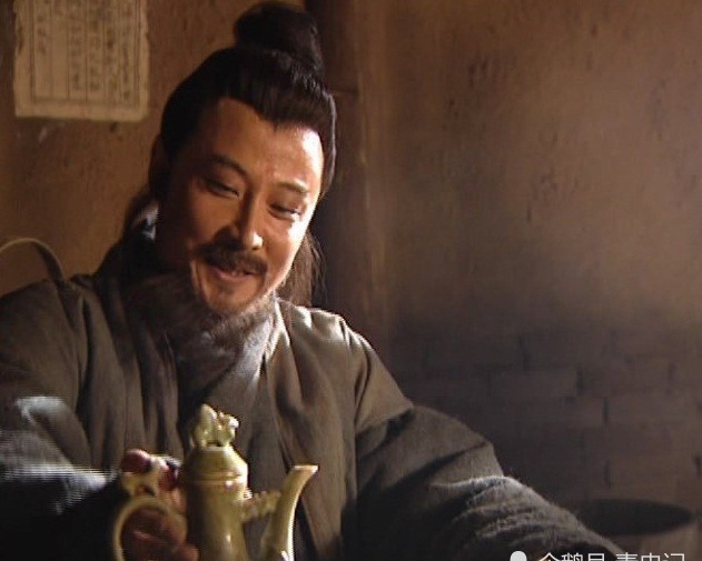 鲁智深|金圣叹何以说林冲是上上人物?看林冲手里的东西就明白了