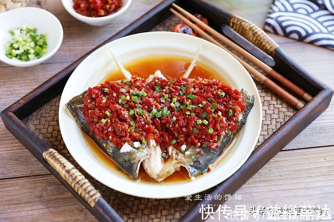 姜葱|剁椒鱼头不要直接蒸，多做1步，保证鱼肉细嫩无腥味，味道绝了