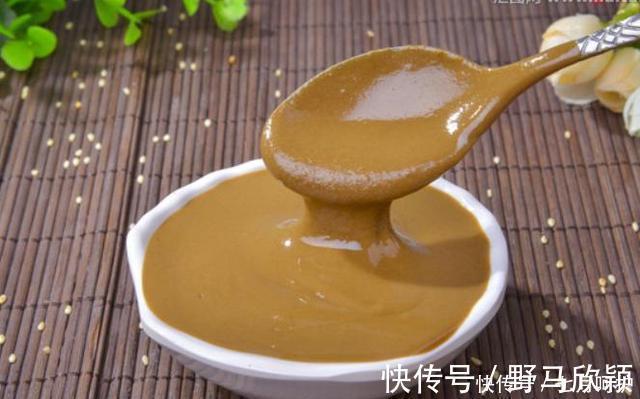 骨疏松|女性45岁后,钙流失加速,3种食物换着吃,预防骨疏松更显年轻