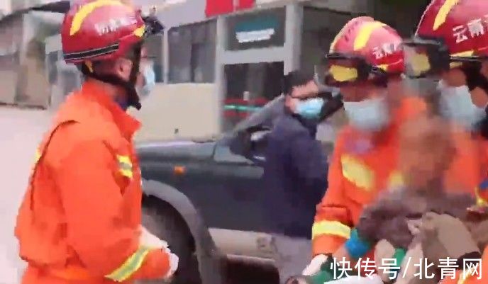 云南红河|惊险90分钟！消防员变身“主刀医生”