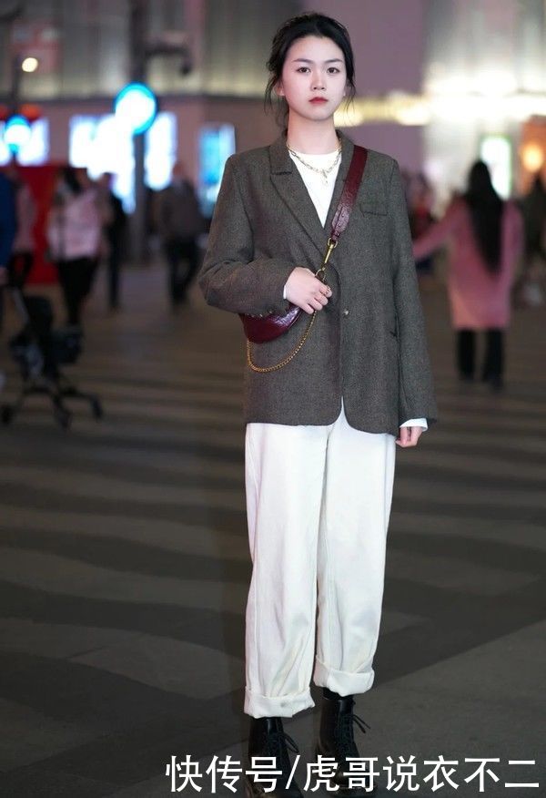 春季穿搭别纠结，这3种裤子随便选，显瘦又好看