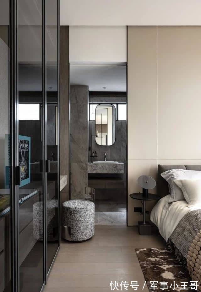 餐厅|参观了这位大学老师的家,才明白何为高级感,光是客厅就迷住了我