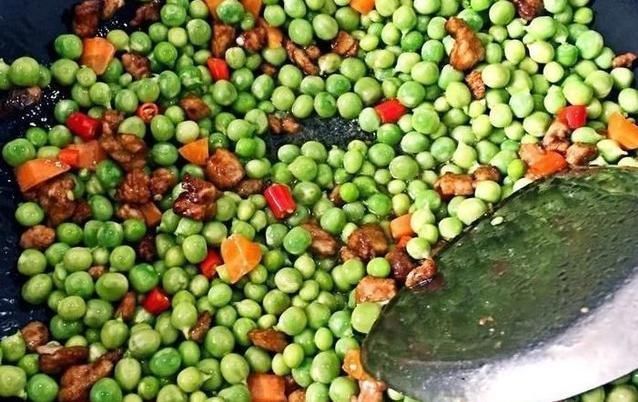 蚕菜蚕菜|女性到了中年,坚持每天吃的食物,补血抗衰,润肠通便,有益健康