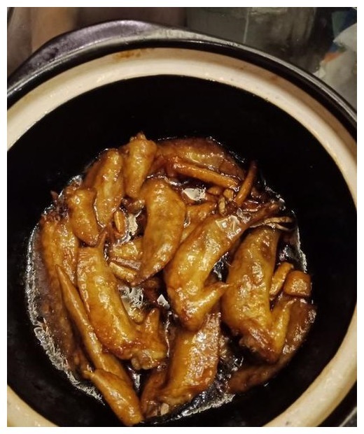 红烧尖翅不会做多加这一步，肉质鲜嫩，汤汁浓稠