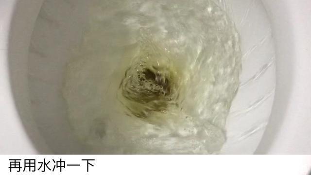 小苏打加白醋里太厉害了,好多人的难题全都解决了,看完抓紧试试