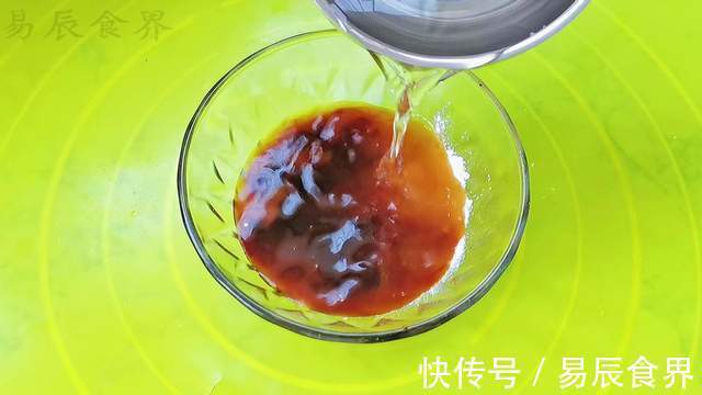 茄子土豆青椒,又一道东北名菜地三鲜,请叫它素菜领袖-地三鲜