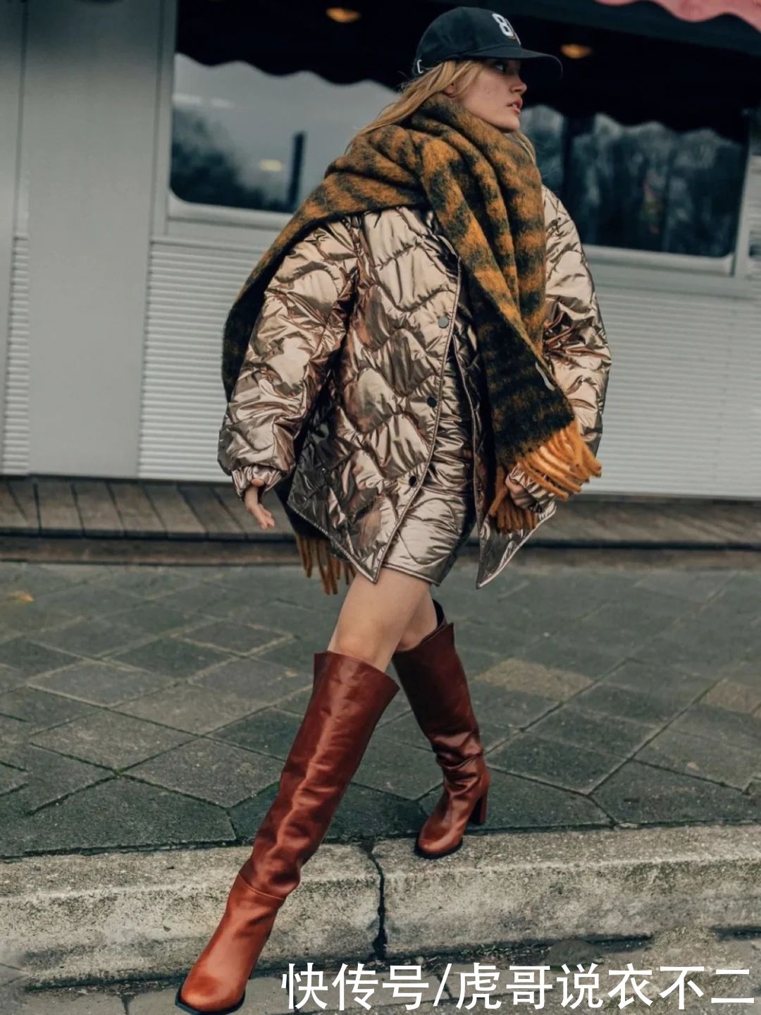 嫌羽绒服不够飒？看欧美博主们的街拍就够了，飒爽时髦又有型