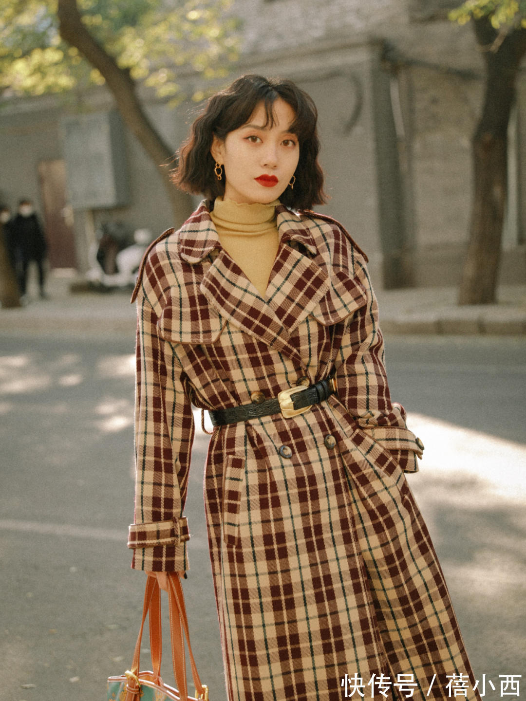 搭配 格纹大衣越来越火,复古高级不挑人又chic,让你出街赚足回头率