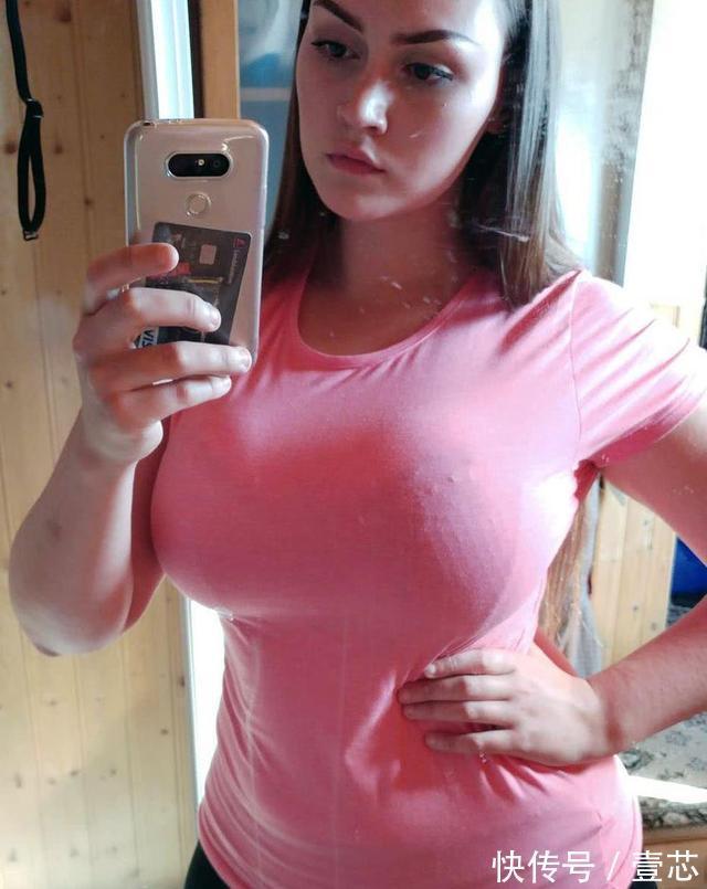 模特|190斤大码模特，经常去健身，网友：心宽体胖