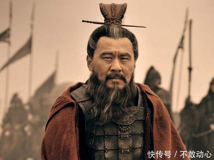 易中天说曹操时讲到,但凡小时候老实的孩子,长大后都没出息