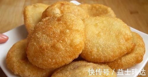油炸糕|油炸糕不要直接下锅，教你一招，外酥里软不吸油，吃着不油腻