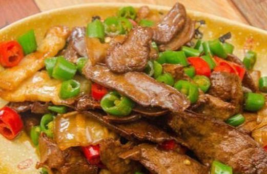 下饭的几道家常菜,做法简单又好吃,下酒菜也是蛮不错的