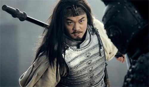 许褚|马超和许褚一场恶战,虽然最终打成平手,明眼人却早已看出胜负