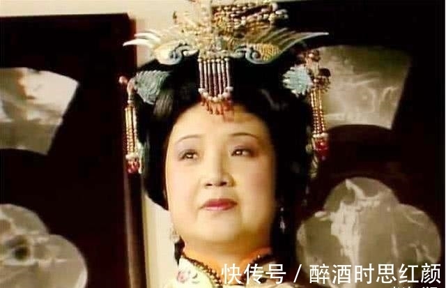 靠山&红楼梦:贾家的大靠山并非贾元春而是她,她死后贾家一蹶不振