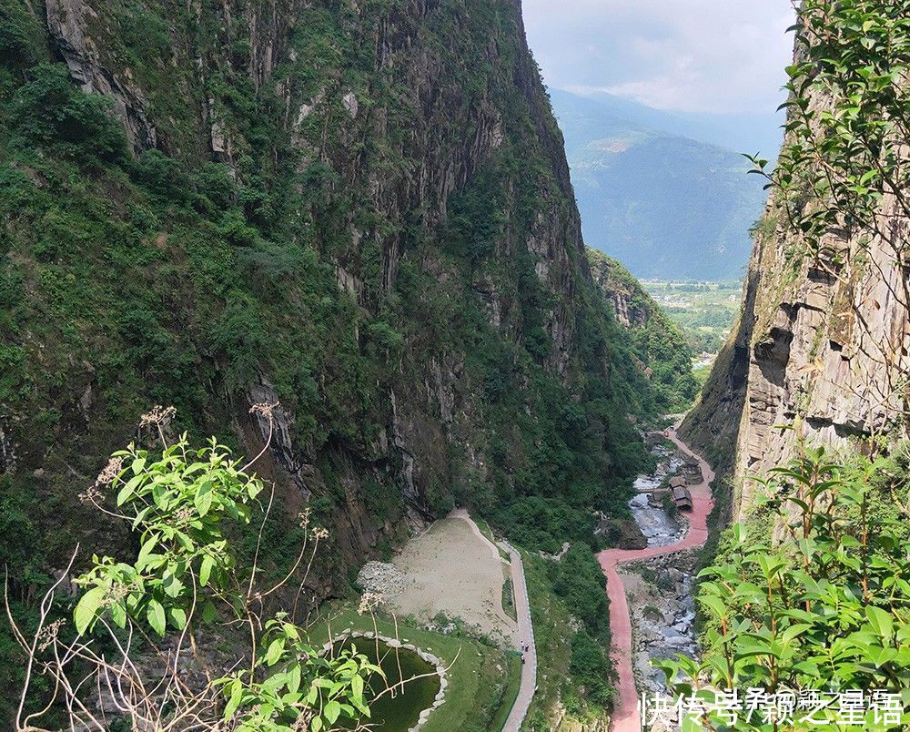 漾濞|漾濞石门关峡谷，插天拔地，徐霞客也曾游历