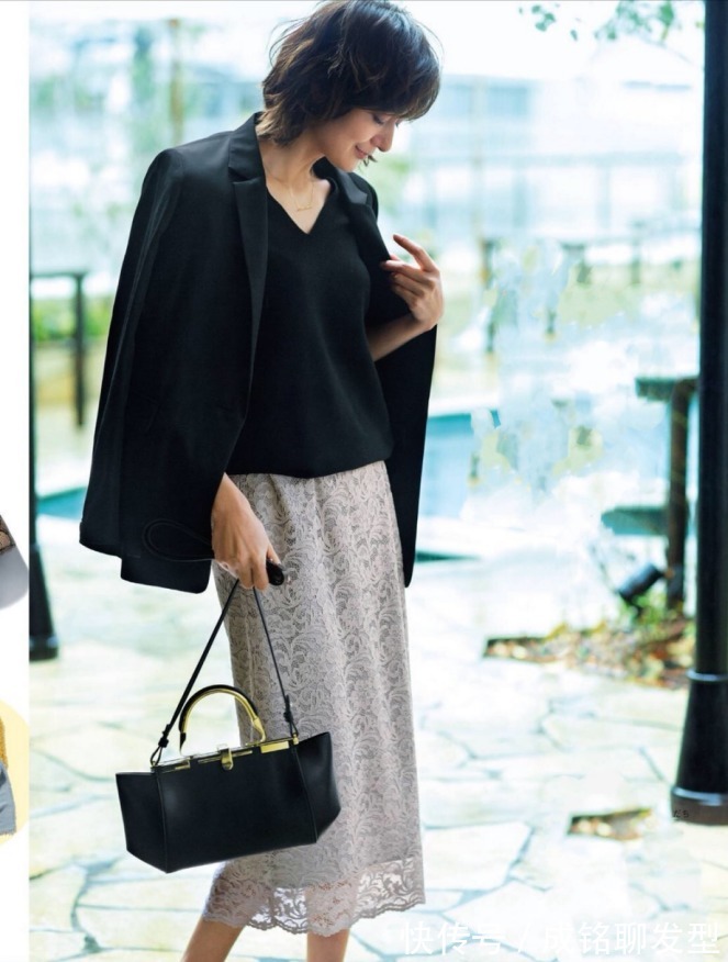 西装|她是我见过最会穿的中年女人,52岁的福冈佳子,简直优雅到骨子里