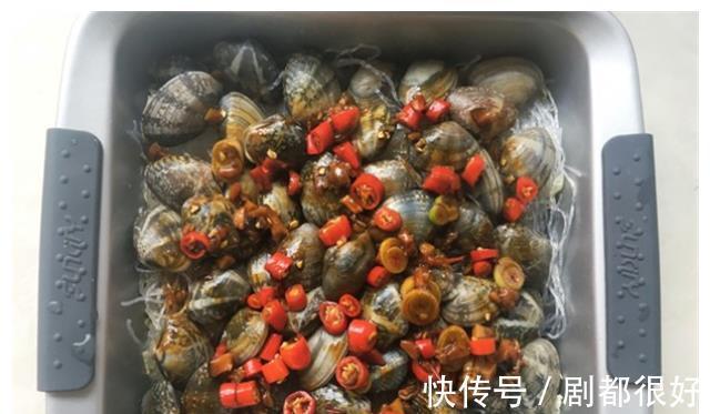 汤汁|教你在家做花蛤粉丝煲,香浓的汤汁,味道特鲜美,一口一个真过瘾