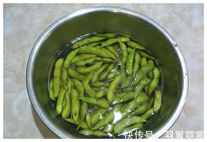 入味|煮毛豆时，最忌直接下锅煮，记住1个窍门，毛豆翠绿好吃又入味