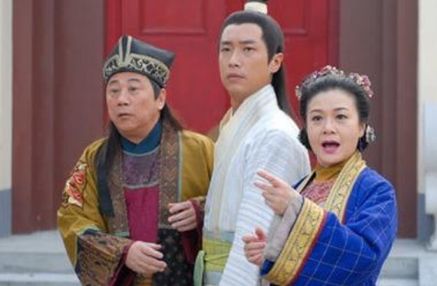 周渔璜@先生出上联母鸡下蛋,谷多谷多,只有一个,学生对的下联太经典