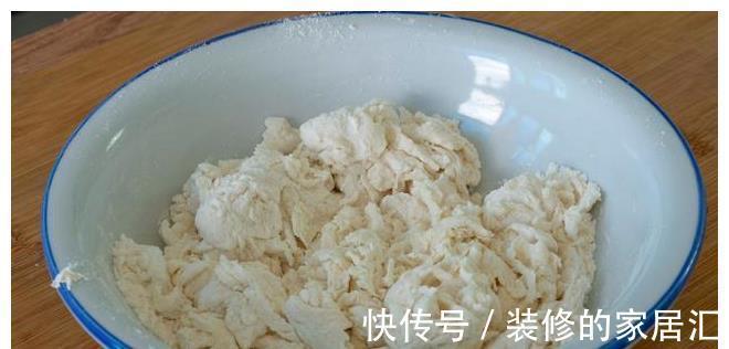 吃法|晚餐不知道吃什么？试试这个独特的吃法，有菜有肉有饼，简单省事