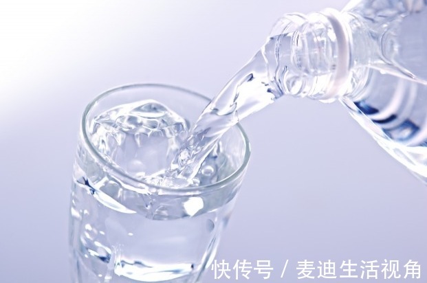 血液|血脂高,身体会出现3个“信号”,少吃“2果”,多做“3事”,血液清澈