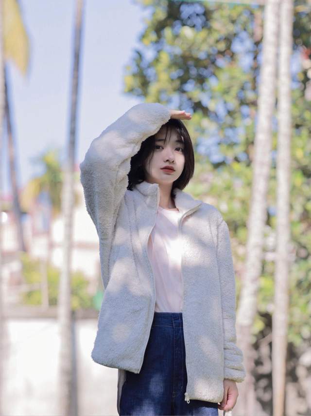 穿搭|早秋想要穿出甜美少女风，这几件外套一定少不了！想不时髦都难