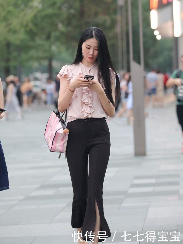 身材|纤细的休闲裤装,舒适的喇叭裤,个性时尚又显身材