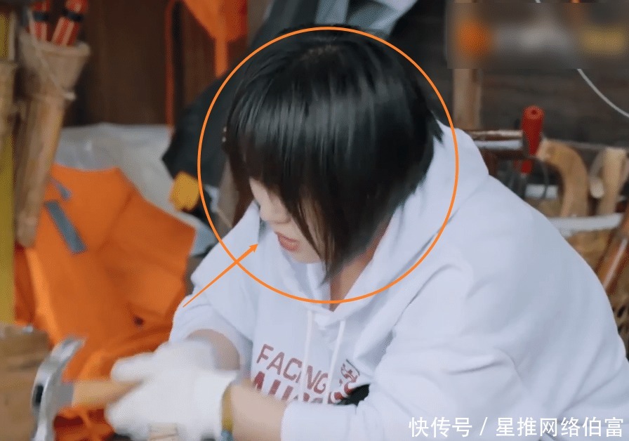 鸡笼 陈赫李诞还没走,蘑菇屋又迎来一位女嘉宾做客,抓起鸡来还不手软