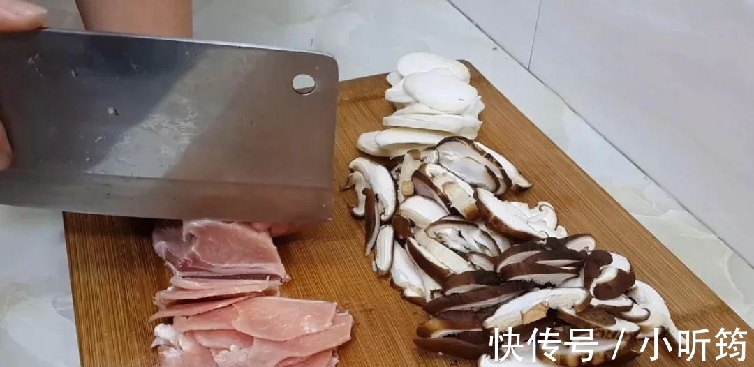 好吃|香菇新吃法，教你简单一做，既营养又好吃，有孩子的最值得收藏下