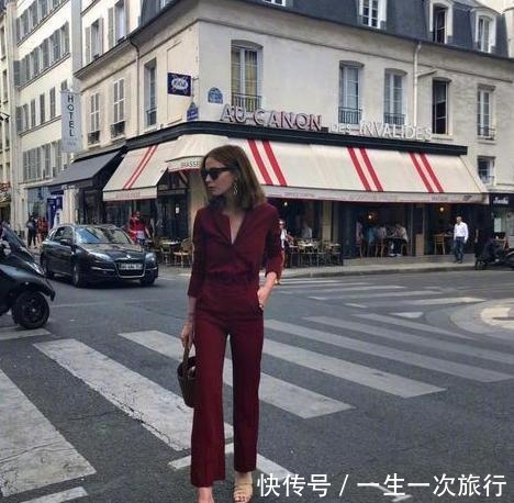 洛薇 秋天街头的“法式优雅”，我劝你这样穿，法国女人的时髦，你也有！