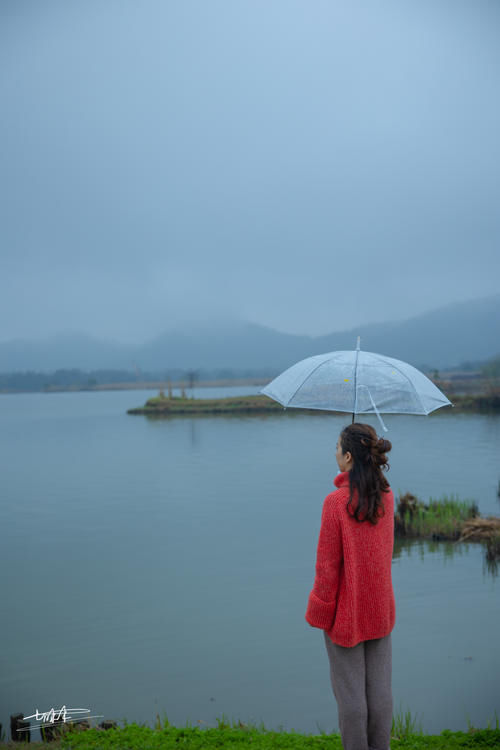 德清这神仙地方，一片浪漫花的海洋，比青海湖多些梨花带雨的清新