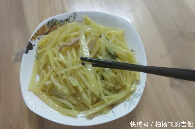 清炒|你知道吗原来清炒土豆丝加这一步炒,嗨爆你的味蕾!