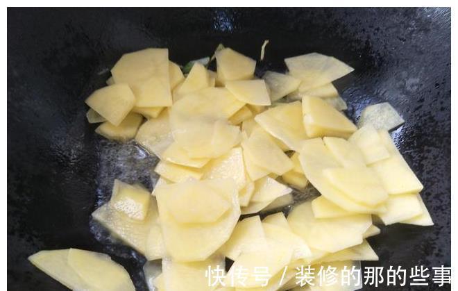 豆角|秋天,3样素菜一起炒,营养美味,好做又好吃