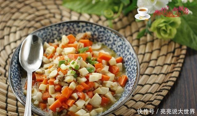 这三样菜一起炒实在太鲜美了,营养又下饭,5分钟上桌多吃不长肉!