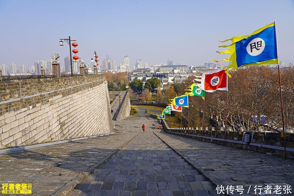 中年|南京中华门，全国唯一有三座瓮城的古城门，还是没能保住金陵城