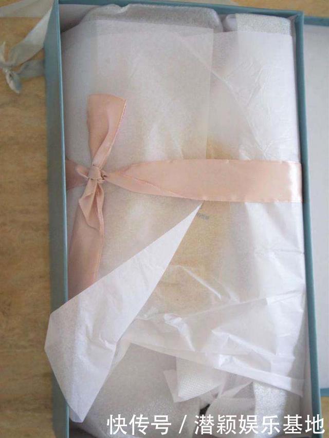 买了20多年鞋，才知道原来包着新鞋的那层白纸和白布用处这么多