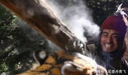 两个人|武松学成武功下山, 师傅说他已得真传, 但是遇到这两个人要躲开