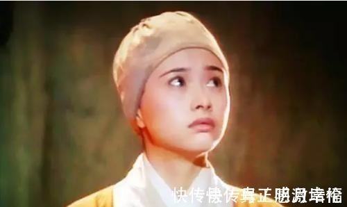 下联#俊俏尼姑出一上联池中荷叶鱼儿伞,和尚下联非常经典,动人凡心!