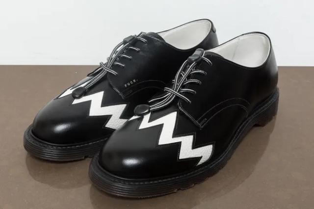 foot the 只有那些最叛逆、最朋克的人,才敢欣赏这样的鞋