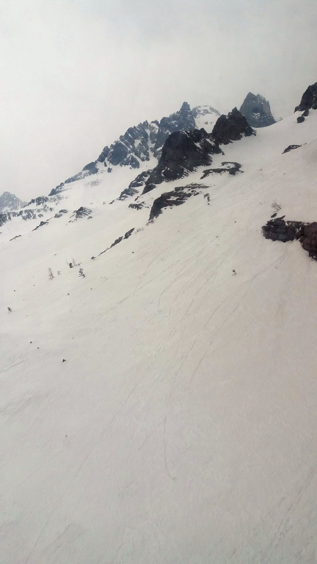 玉龙雪山，好似浑然天成的风景画