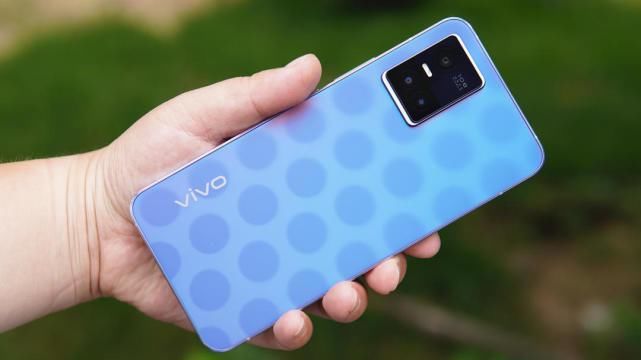 外观|vivo S10 Pro首批评价出炉，对于外观、拍照，用户都怎么说？