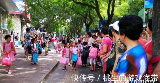 补锌|11岁女孩身高170公分,医生:3种食物是身高“助长剂”,可多食