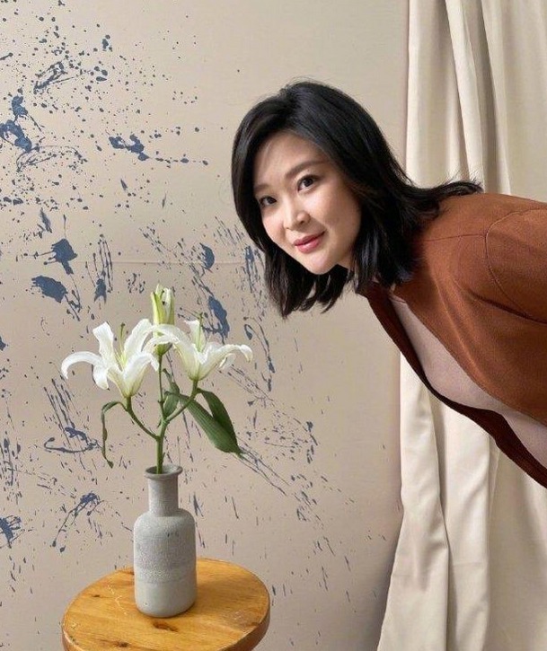 颜值|女排前队长晒近照!惠若琪生娃后依旧美艳,颜值气质“逆生长”